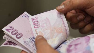 Aile ve Sosyal Hizmetler Bakanı Mahinur Özdemir Göktaş, evlerinde bakılan