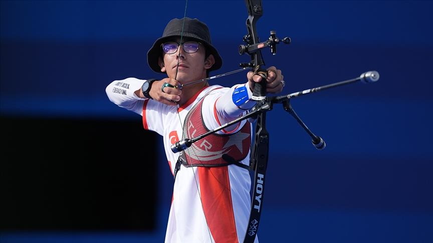Milli okçu Mete Gazoz, Çin’in Nanjing kentinde düzenlenen 2025 Hyundai