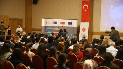 Hatay’da, Cumhurbaşkanlığı İletişim Başkanlığı Adana Bölge Müdürlüğü tarafından “Pedagojik Yaklaşımlarla