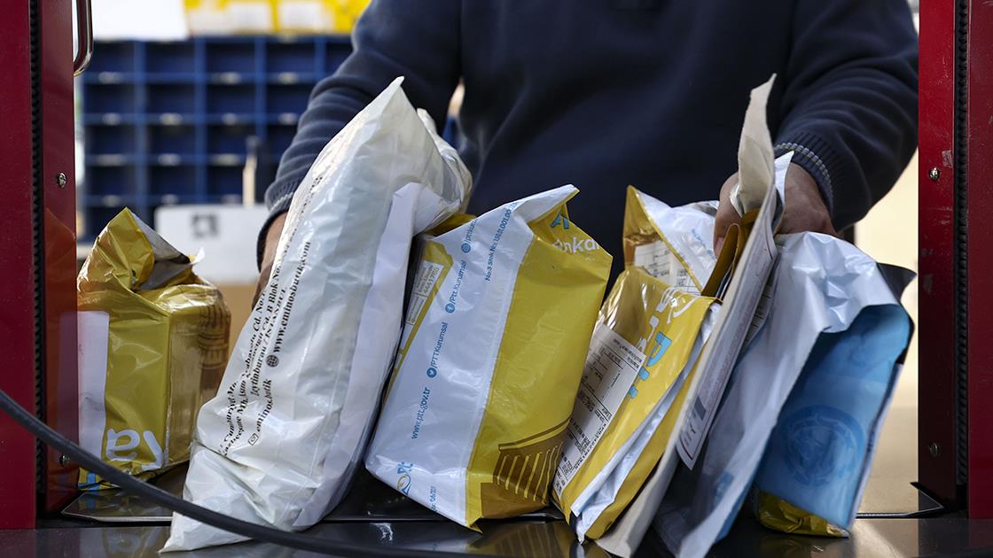 Türkiye’de e-ticaretin yükselişi posta sektörüne ivme kazandırdı. Ulaştırma ve Altyapı