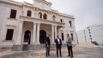 Hatay’da asrın felaketinde zarar gören tarihi valilik binasında restorasyon çalışmaları