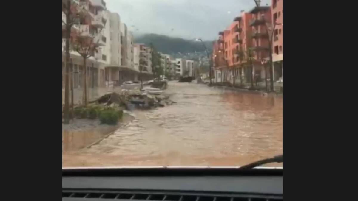 Bakan Kurum’un “Küllerinden doğan Hatay” paylaşımı, birkaç gün süren yağışla