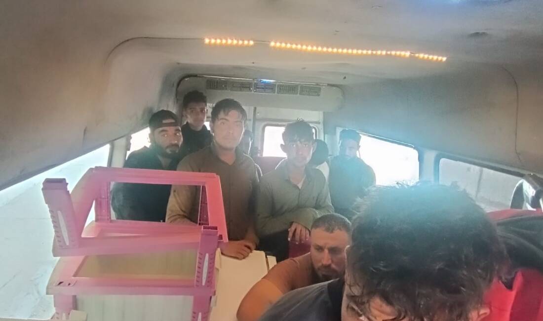 Hatay’da Göçmen Kaçakçılığına Darbe Hatay Emniyet Müdürlüğü ekipleri, Göçmen Kaçakçılığıyla Mücadele çalışmaları kapsamında 28