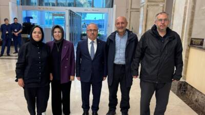 İnsani yardım amacıyla yola çıkan **VİCDAN** adlı gemide bulunan 3