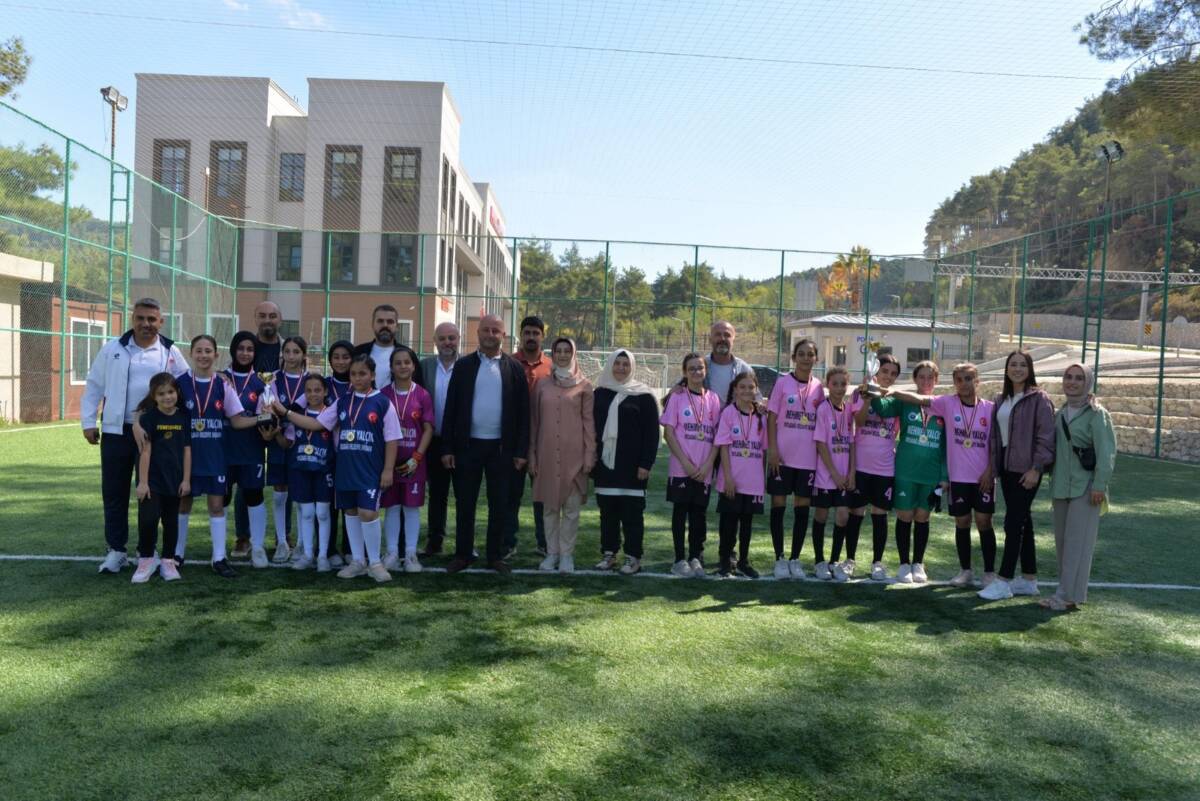 &nbsp; Geride kalan 11 Ekim “Dünya kız çocukları günü” Yayladağı