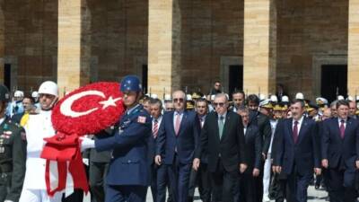 Ankara’da 29 Ekim Cumhuriyet Bayramı nedeniyle düzenlenen resmi törende bir