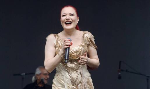 Türk müziğinin güçlü sesi Candan Erçetin, 30. sanat yılı turnesinin