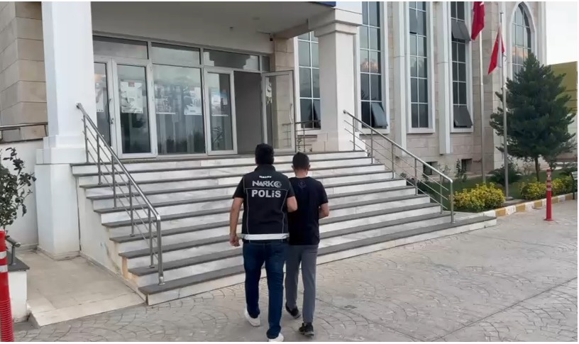 Hatay Emniyet Müdürlüğü ekipleri, uyuşturucu madde imal ve ticaretine yönelik