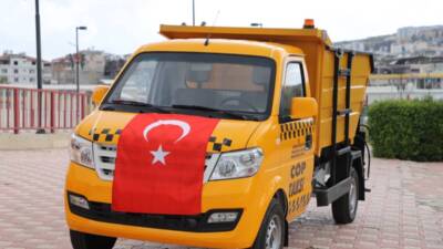 Altınözü Belediyesi, temizlik hizmetlerini güçlendirmek amacıyla belediye kaynaklarıyla temin edilen