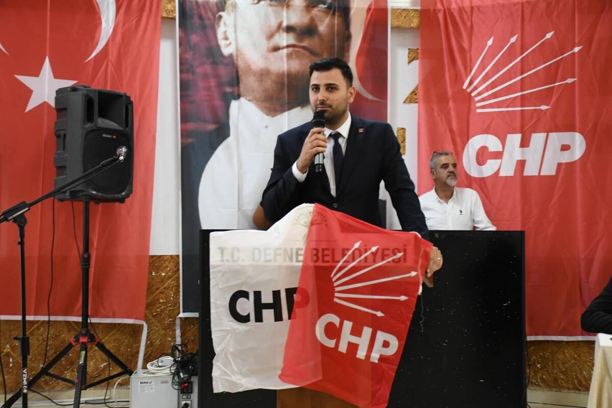 CHP’de ilçe kongreleri devam ediyor. Hafta sonunda Defne’de yapılan kongrede