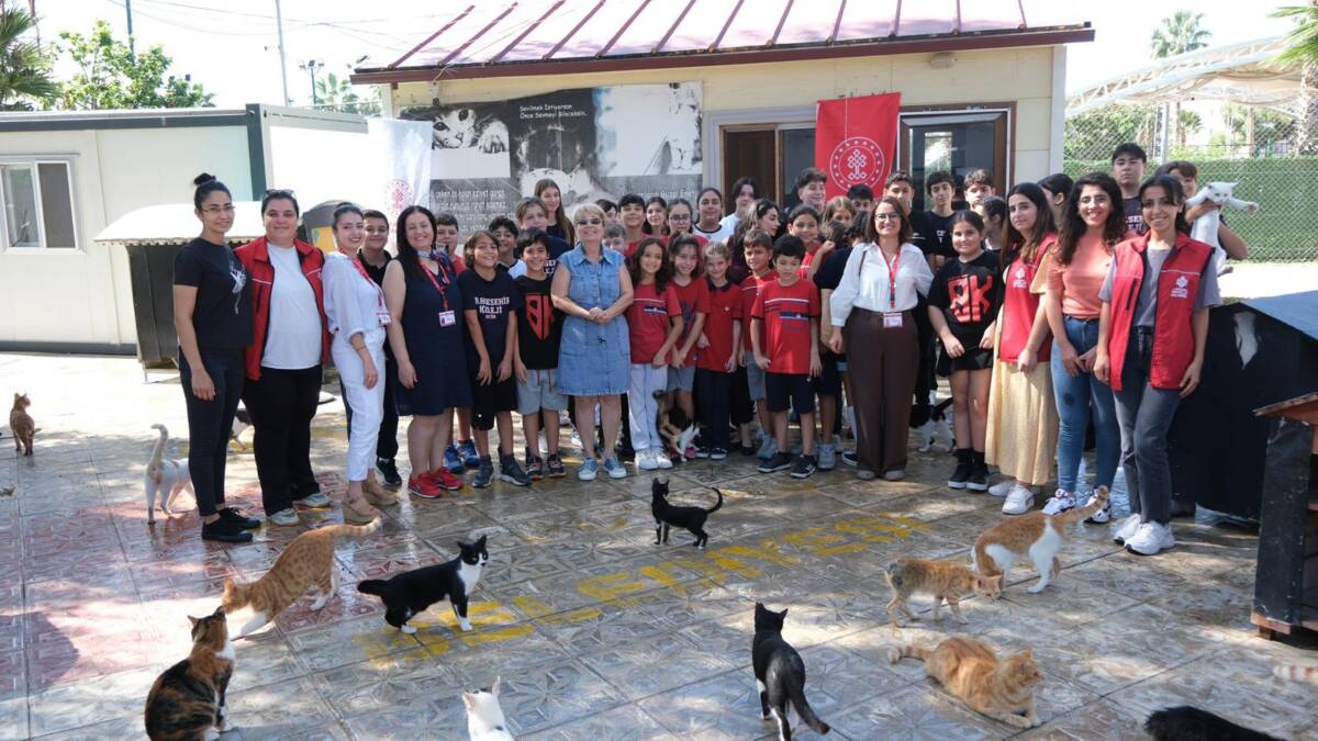Hatay Vakıflar Bölge Müdürlüğü, Dünya Hayvanları Koruma Günü dolayısıyla düzenlediği