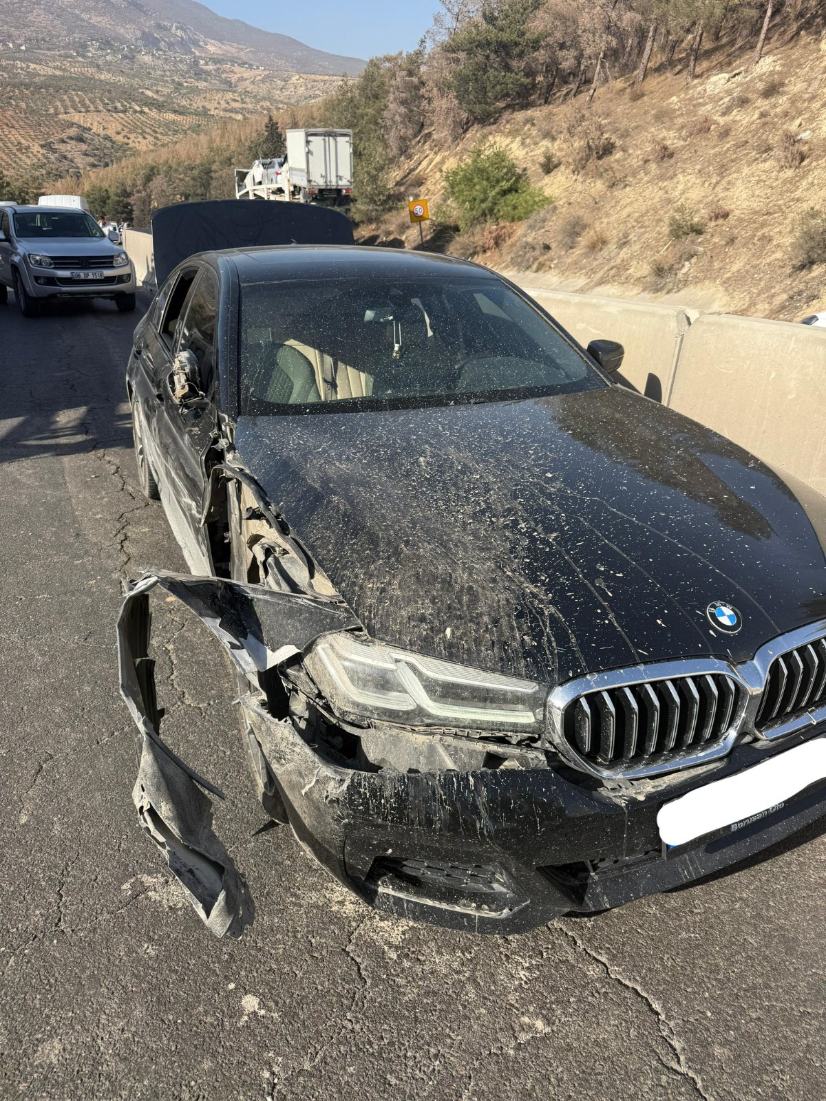 Hatay’da MHP’li iki isim, hafta sonunda trafik kazası geçirdi. Belen