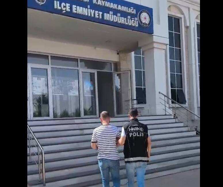 Hatay Emniyet Müdürlüğü ekipleri, aranan şahısların yakalanmasına yönelik yürüttükleri çalışmalar