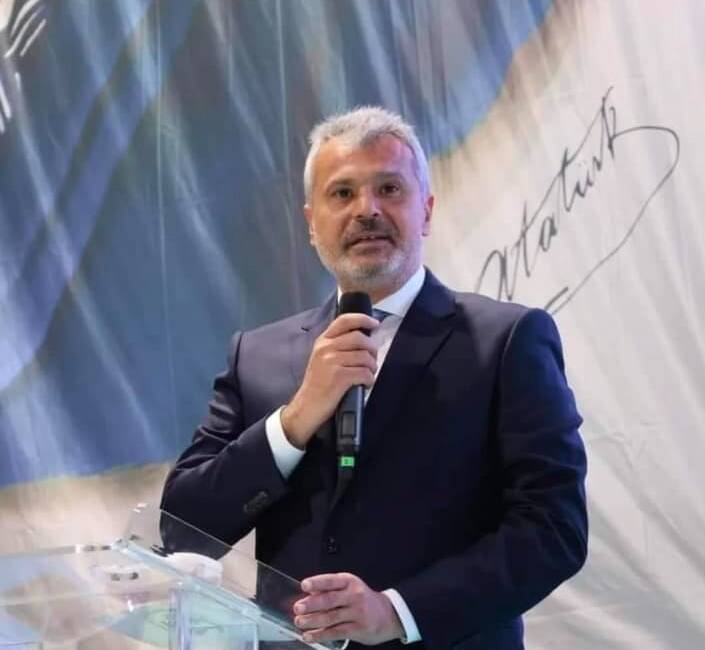Hatay Büyükşehir Belediye Başkanı Mehmet Öntürk, işsizlik sorununun Hatay’da değil,