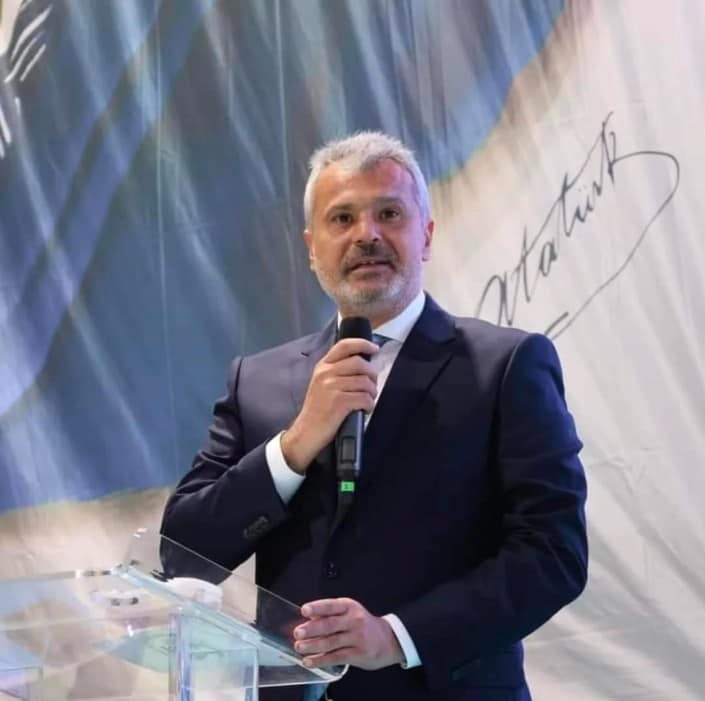 Hatay Büyükşehir Belediye Başkanı Mehmet Öntürk, işsizlik sorununun Hatay’da değil,