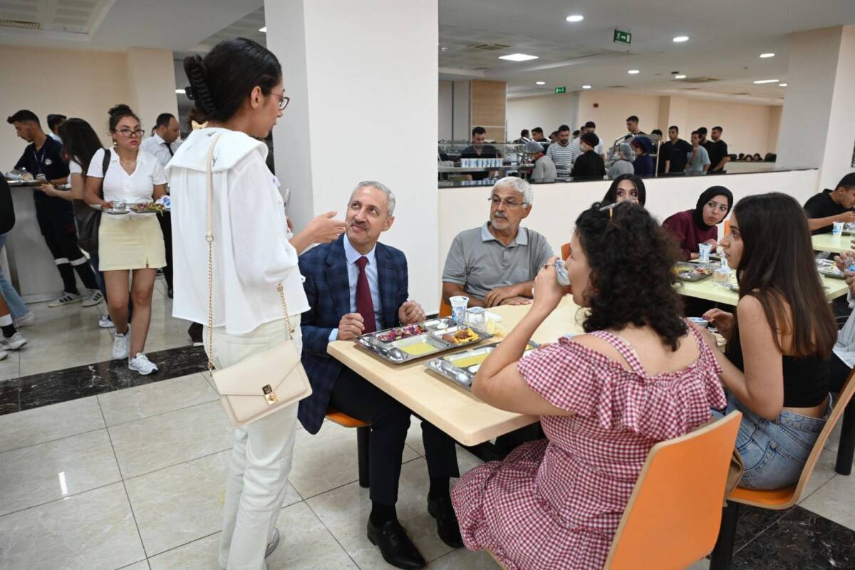 Hatay Mustafa Kemal Üniversitesi (MKÜ) Rektörü Prof. Dr. Veysel Eren,