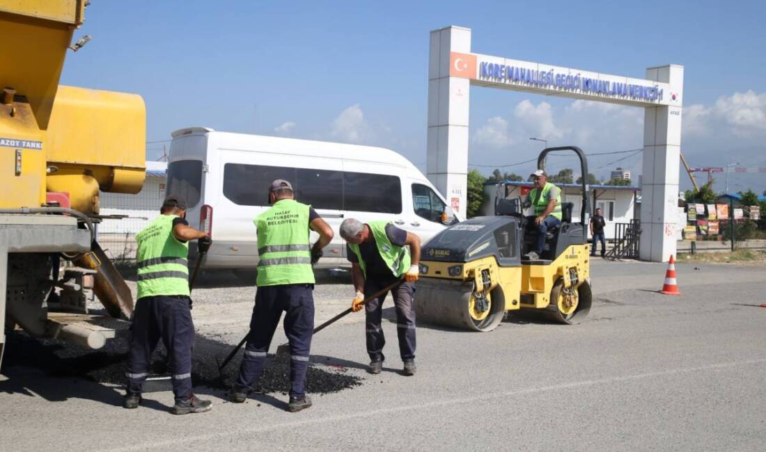 Hatay Büyükşehir Belediyesi Ulaşım Dairesi Başkanlığı ekipleri, konteyner kent sakinlerinden