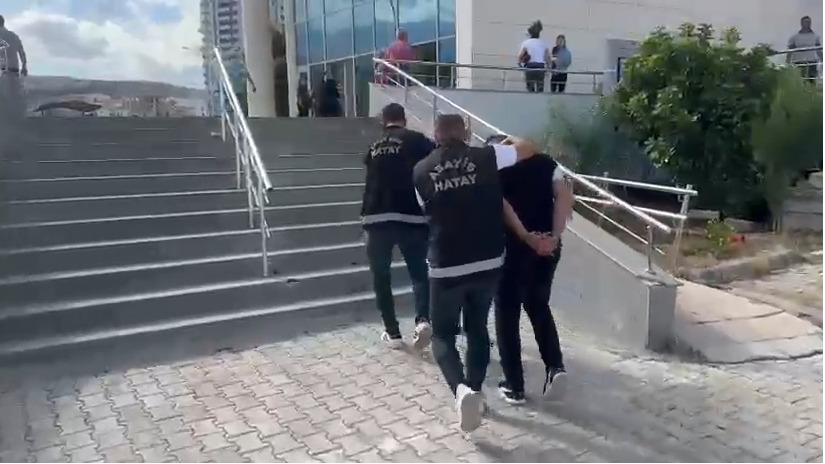 Hatay Emniyet Müdürlüğü ekipleri, İskenderun’da yaşanan silahlı kavgayla ilgili yürüttükleri