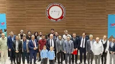 Kırıkhan Meslek Yüksekokulu konferans salonunda, 6 Şubat depremi sonrası Hatay’ın