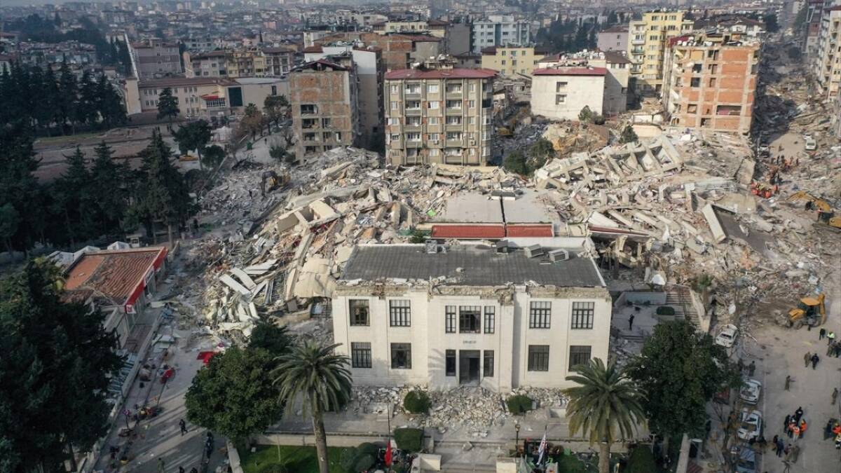 AK Parti, Belediye Kanunu ve Büyükşehir Belediye Kanunu’nda kapsamlı bir