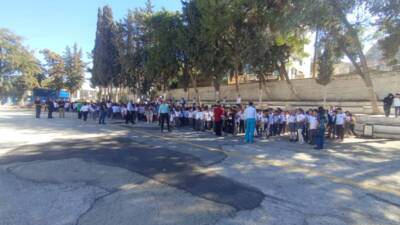 Hatay’ın Defne ilçesinde bulunan Cemil Şükrü Çolakoğlu Ortaokulu’nda “Yeşil Vatan