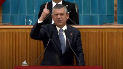 Cumhuriyet Halk Partisi (CHP) Genel Başkanı Özgür Özel, partisinin grup