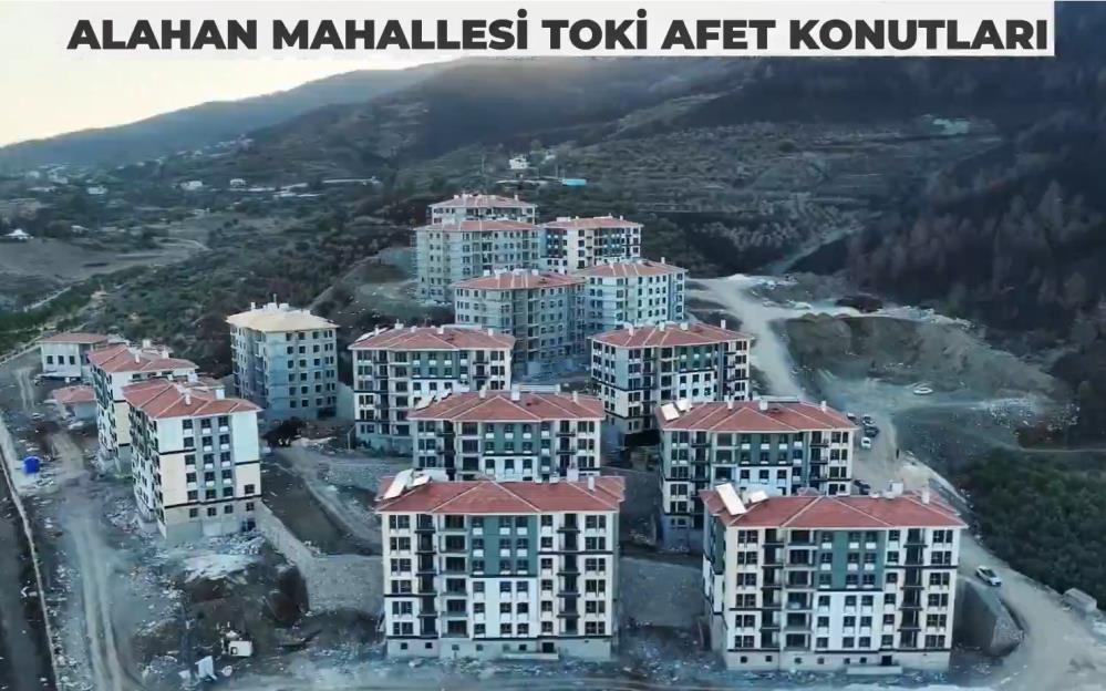 Hatay’ın Antakya ilçesinde, asrın felaketi olarak nitelendirilen depremin ardından bölgedeki