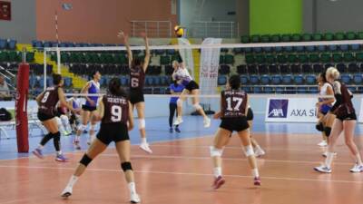 KADIN VOLEYBOLCULAR KONYA’DA 3-0 GALİP Hatay Kadın Voleybol Spor, ligin