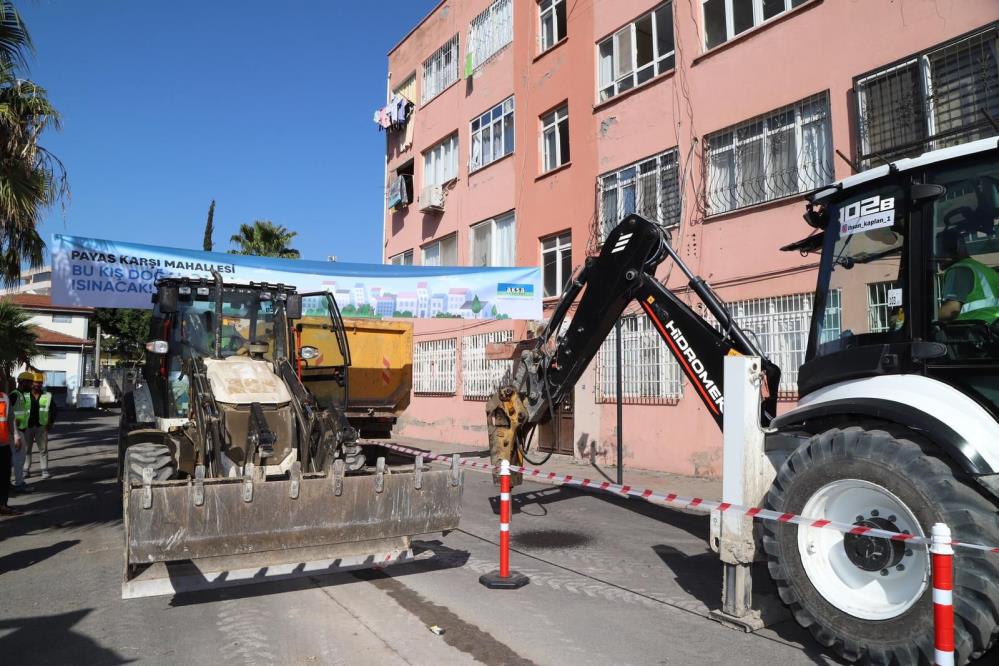 Hatay’ın Payas ilçesi Karşı Mahallesi’nde, uzun süredir beklenen doğal gaz
