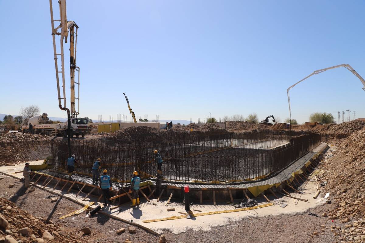 Hatay Büyükşehir Belediyesi (HBB), Başkan Mehmet Öntürk’ün “Altyapısız Mahalle Kalmayacak”