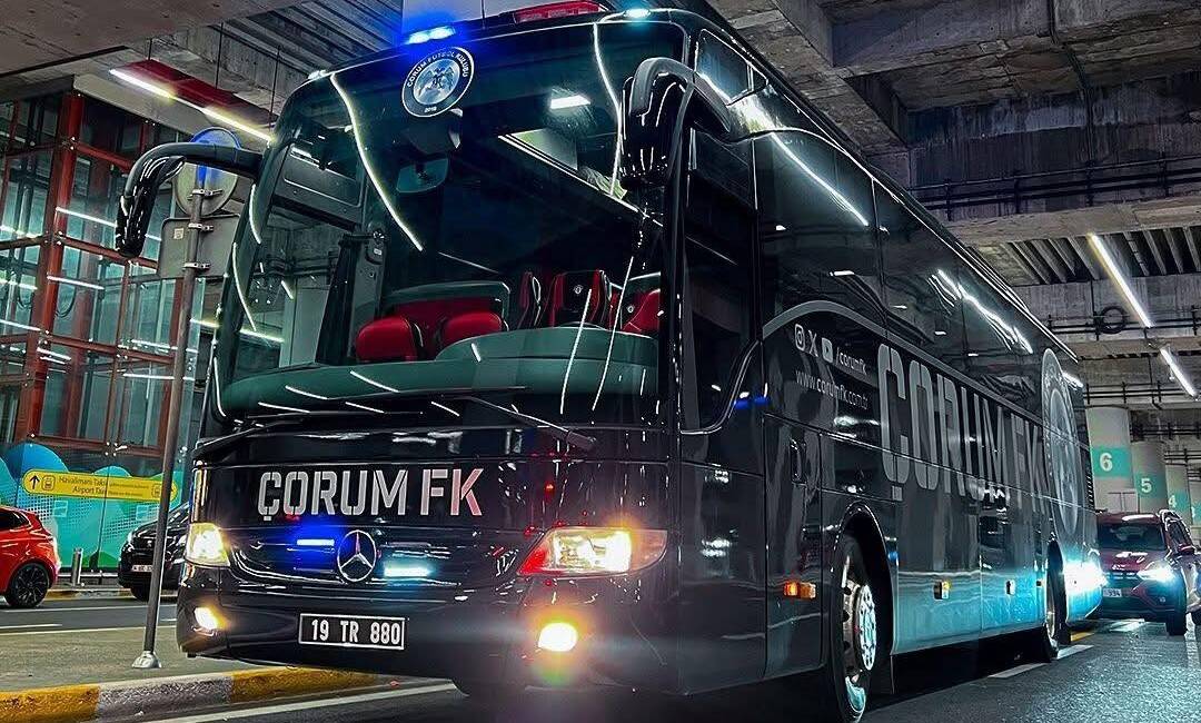   Hatayspor’un bugünkü rakibi Çorumspor FK, Mersin deplasmanına uçakla geldi.