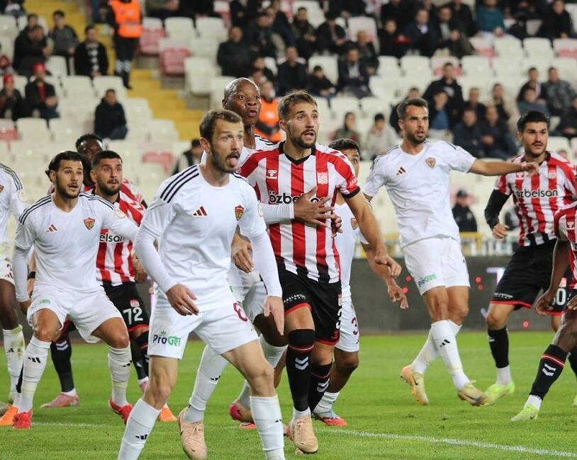 Hatayspor’un Sivasspor deplasmanında son dakikada yediği golle galibiyeti elinden kaçırması,