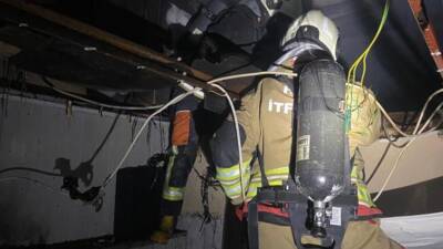 Hatay’ın Antakya ilçesinde bir fırında çıkan yangın, itfaiye ekiplerinin hızlı