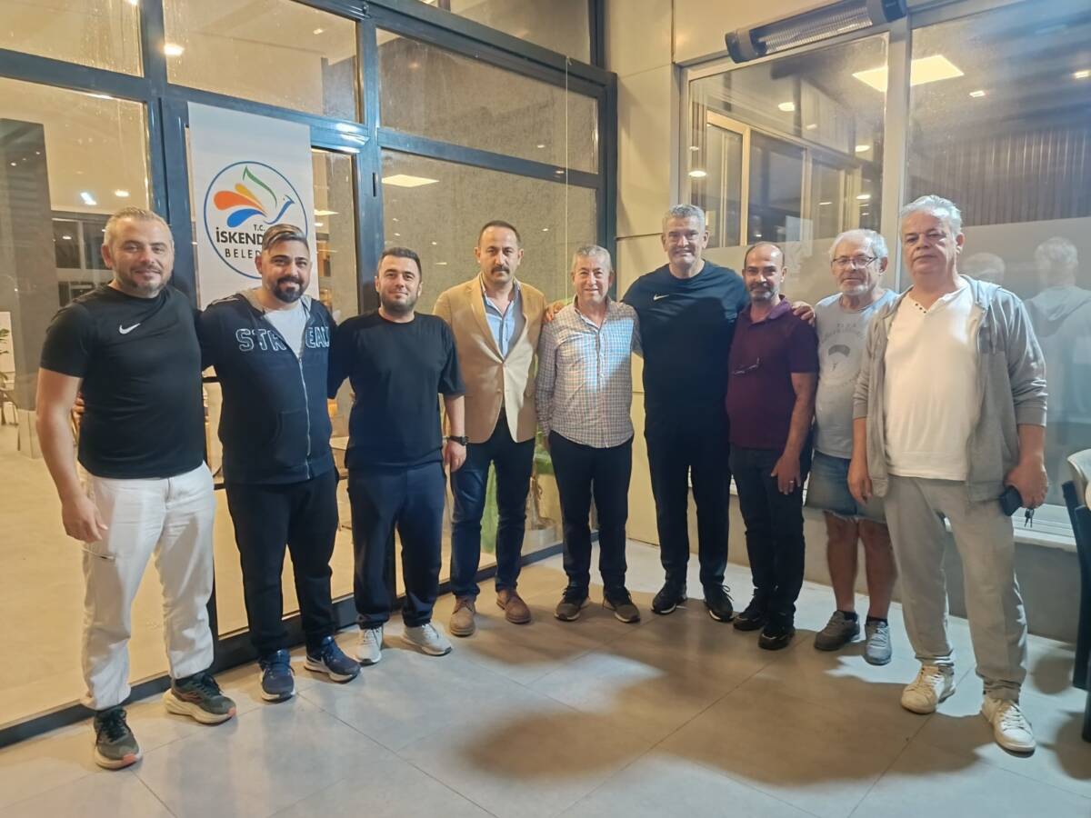 İskenderun Belediyesi tarafından Cumhuriyetin 102. yılı kutlamaları kapsamında düzenlenen Tavla