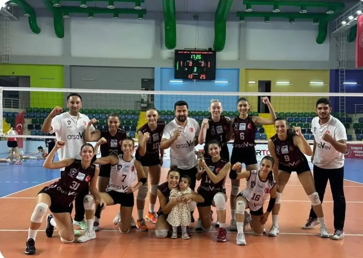 Hatay Voleybol Spor Kulübü, Toros Üniversitesi Volgem’i deplasmanda yenerek galibiyet