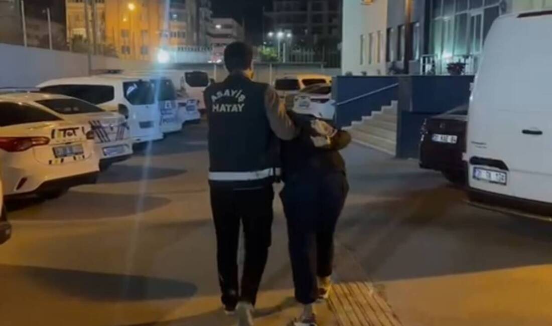 Hatay Emniyeti, dolandırıcılık ve çeşitli suçlardan aranan şahsı İskenderun’da yakalayarak