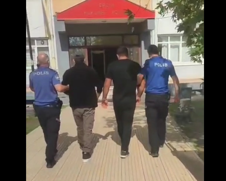 Hatay Emniyeti’nin gerçekleştirdiği operasyon sonucu 2 tabanca ve 53 fişek