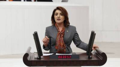 CHP Mersin Milletvekili Gülcan Kış, Hazine’nin borçlanma politikalarını hedef alarak