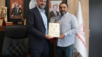 Hatay Valiliği, Defne Devlet Hastanesi Başhekimi Opr. Dr. Barış Kavvasoğlu’nu