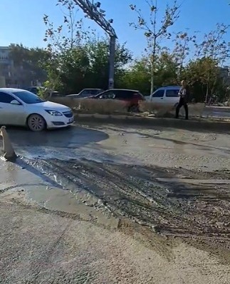 Hatay’da yerel ve kamu hizmetlerinden yeterince pay alamadığını düşünen ilçeler