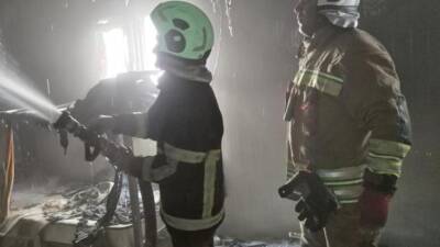 Hatay’ın Antakya ilçesinde bulunan bir şantiye alanındaki konteyner yatakhanede çıkan