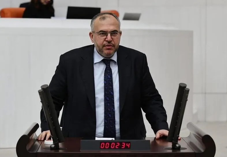 Çalışkan’dan Bahis Skandalına Tepki: ‘Adalet Yerlerde Sürünüyor’” Saadet Partisi Hatay Milletvekili Doç. Dr. Necmettin Çalışkan, Türkiye Futbol