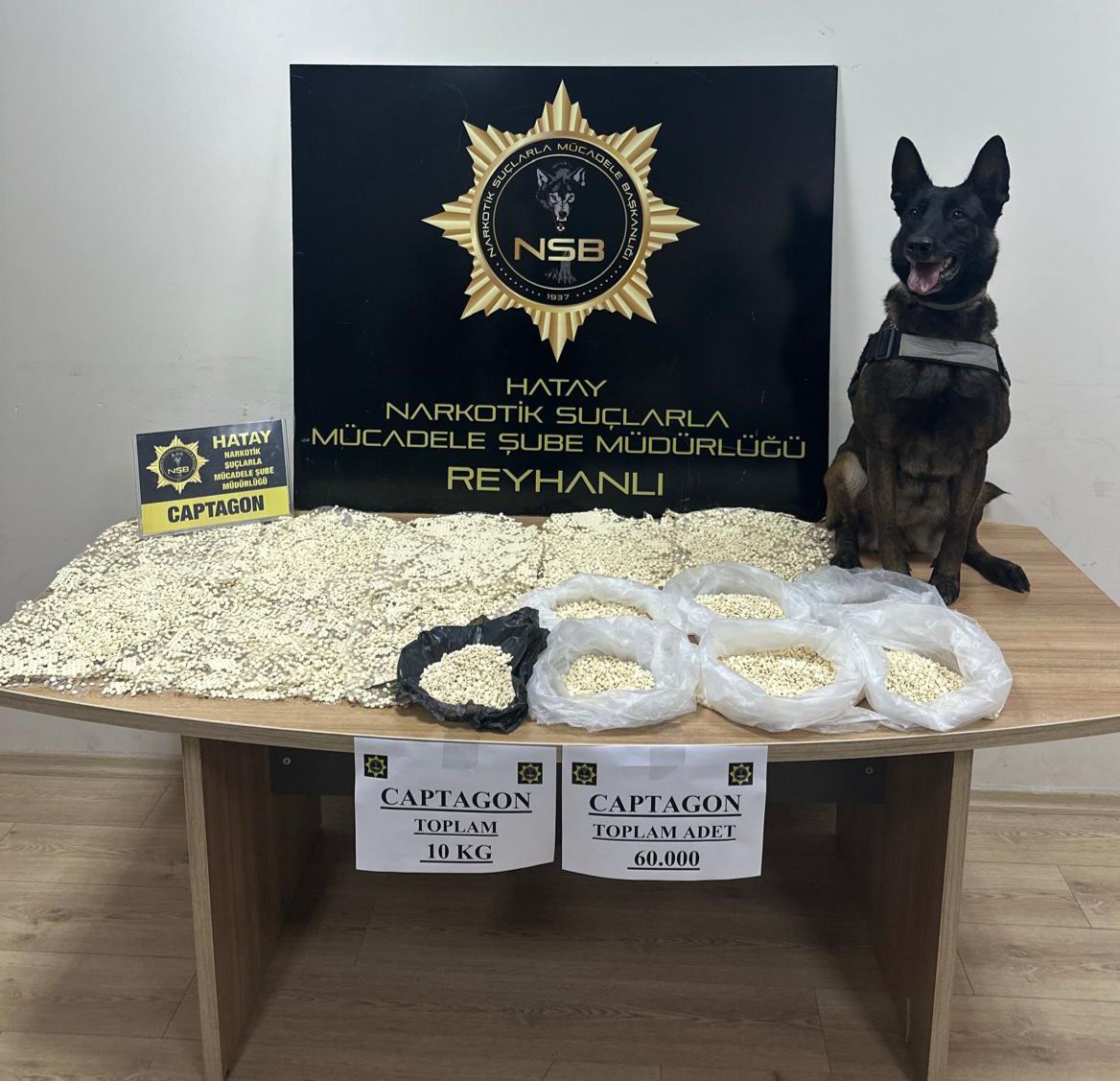 Hatay Emniyeti, uyuşturucu imal ve ticaretine yönelik operasyonunda Reyhanlı’da 10