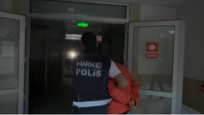 Hatay Emniyet Müdürlüğü ekipleri, aranan şahısların yakalanmasına yönelik sürdürdüğü çalışmalar