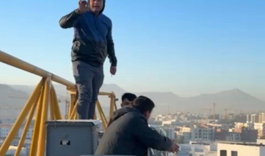 Hatay’ın Antakya ilçesinde bir şantiyede çalışan 20 işçi, 3 aydır