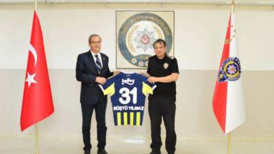 Hatay Fenerbahçeliler Derneği başkan ve yöneticileri, Fenerbahçe taraftarı olan Hatay