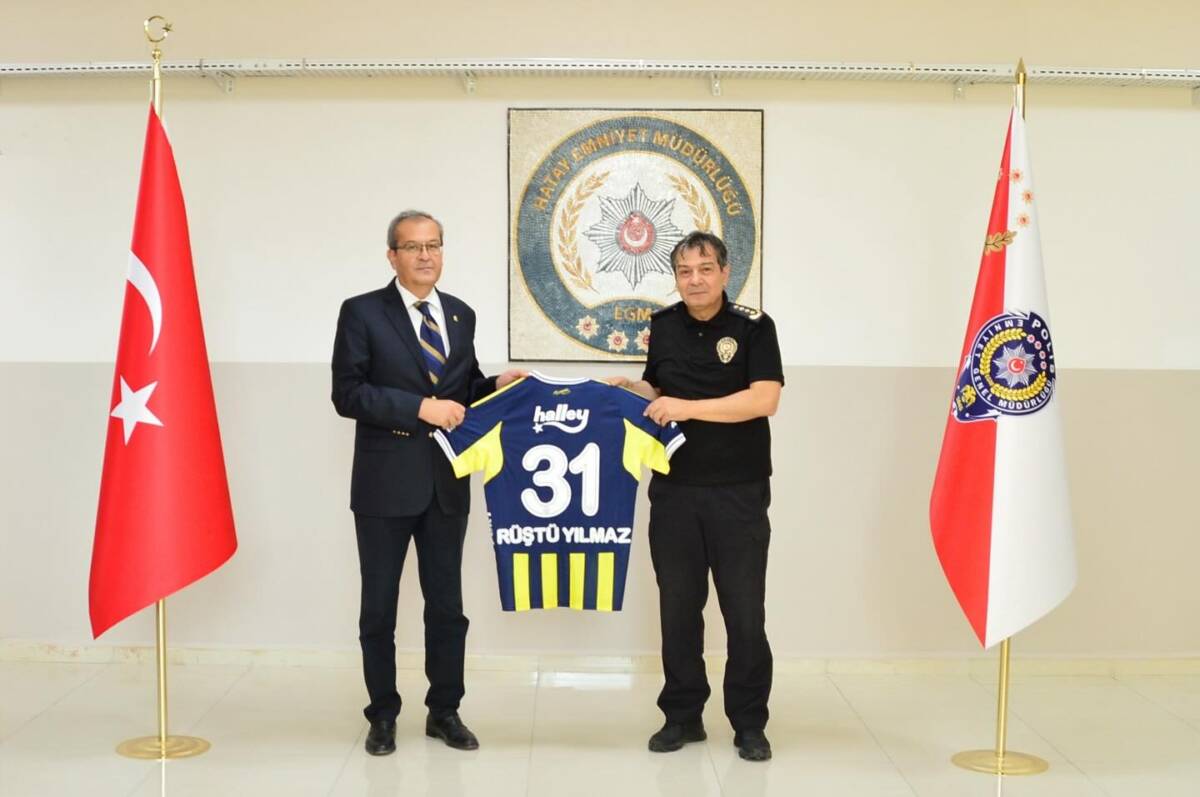 Hatay Fenerbahçeliler Derneği başkan ve yöneticileri, Fenerbahçe taraftarı olan Hatay