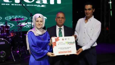 Hatay’ın Altınözü ilçesinde düzenlenen 9. Altınözü Zeytin, Zeytinyağı ve Gastronomi