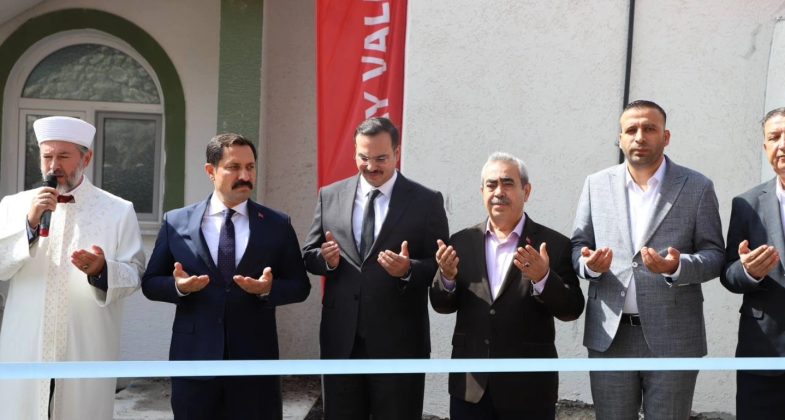 Hatay’ın Altınözü ilçesi Sofular Mahallesi, hayırsever vatandaşların katkılarıyla tamamlanan yeni