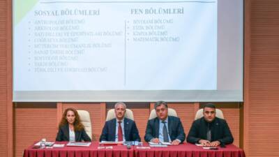 Hatay Mustafa Kemal Üniversitesi (HMKÜ) Rektörü Prof. Dr. Veysel Eren,